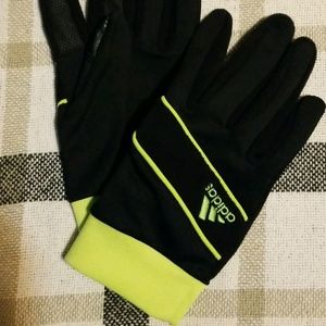 NWOT Adidas climawarm blk/yellow gloves